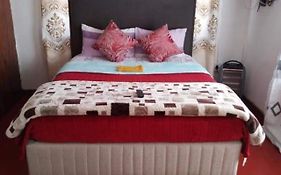 Matte Guest House In Secunda